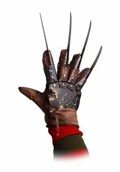 TRICK OR TREAT STUDIOS A Nightmare On Elm Street Dream Master Glove
