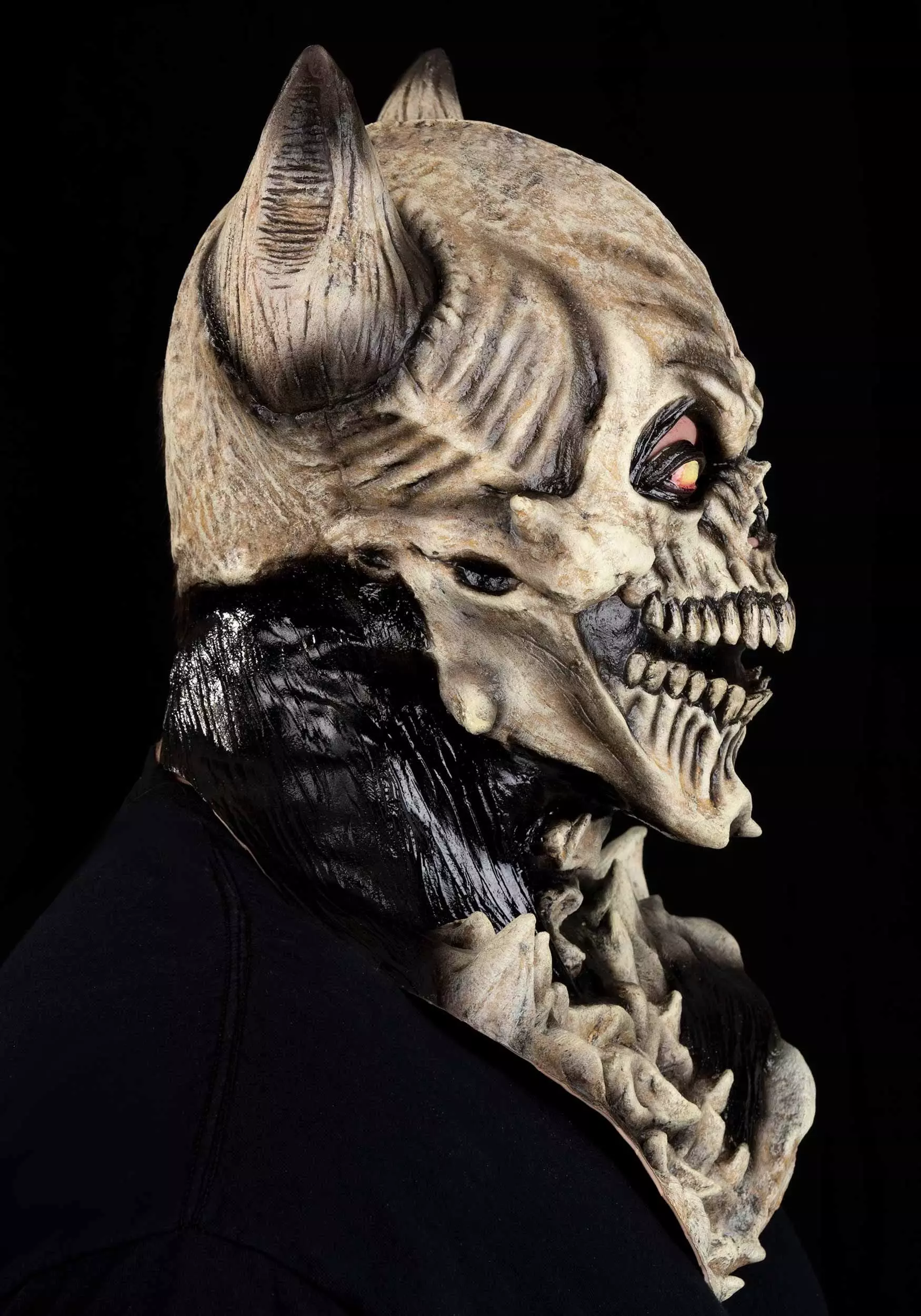 Oktober Studios Deathkeeper Ocher Mask For Adults 2 Oktober Studios Deathkeeper Ocher Mask For Adults - Image 2