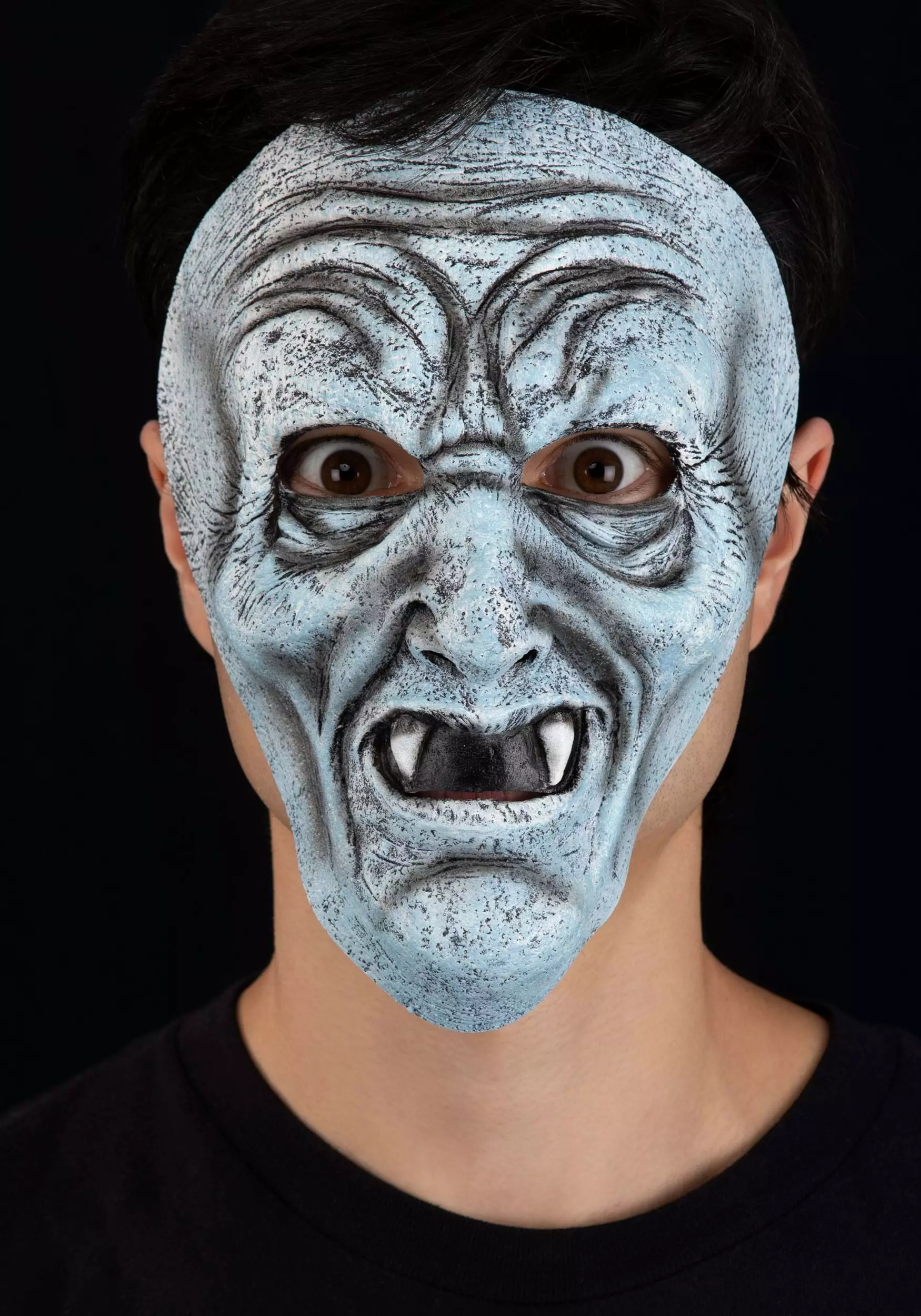 Oktober Studios Classic Vampire Mask For Adults 2 Oktober Studios Classic Vampire Mask For Adults - Image 2