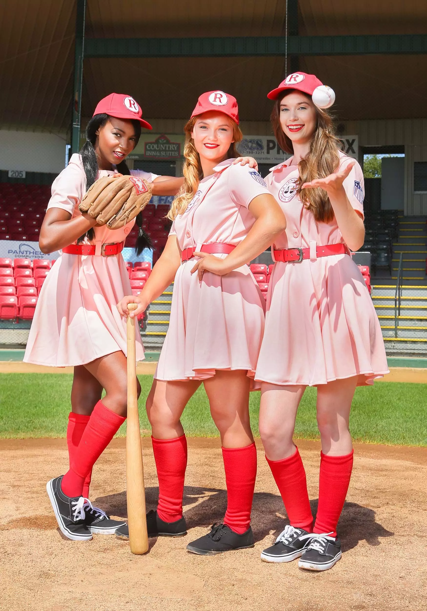 Fun Costumes A League Of Their Own Deluxe Dottie Costume 6 Fun Costumes A League Of Their Own Deluxe Dottie Costume - Image 6