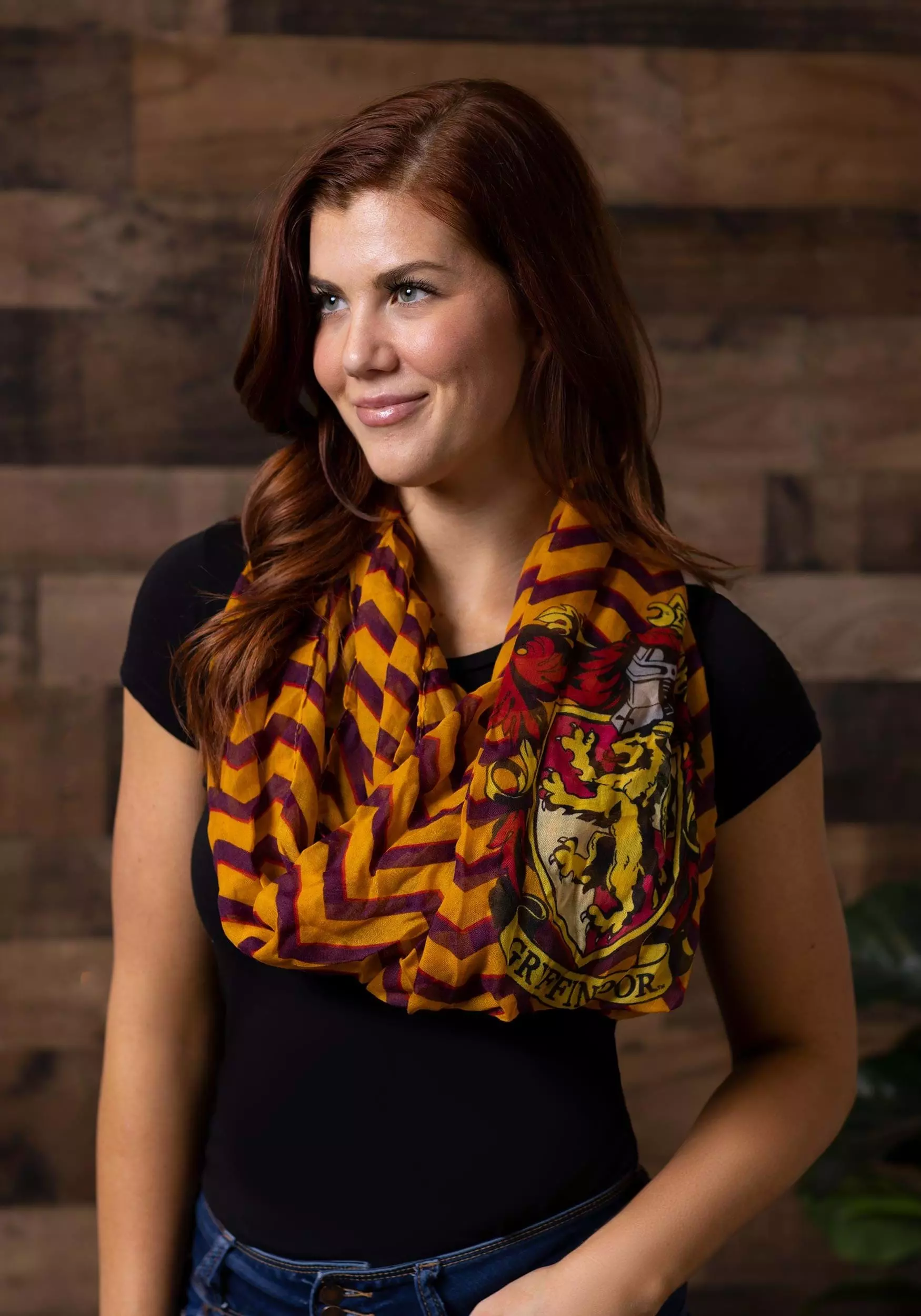 Elope Harry Potter Infinity Gryffindor Scarf 2 Elope Harry Potter Infinity Gryffindor Scarf - Image 2