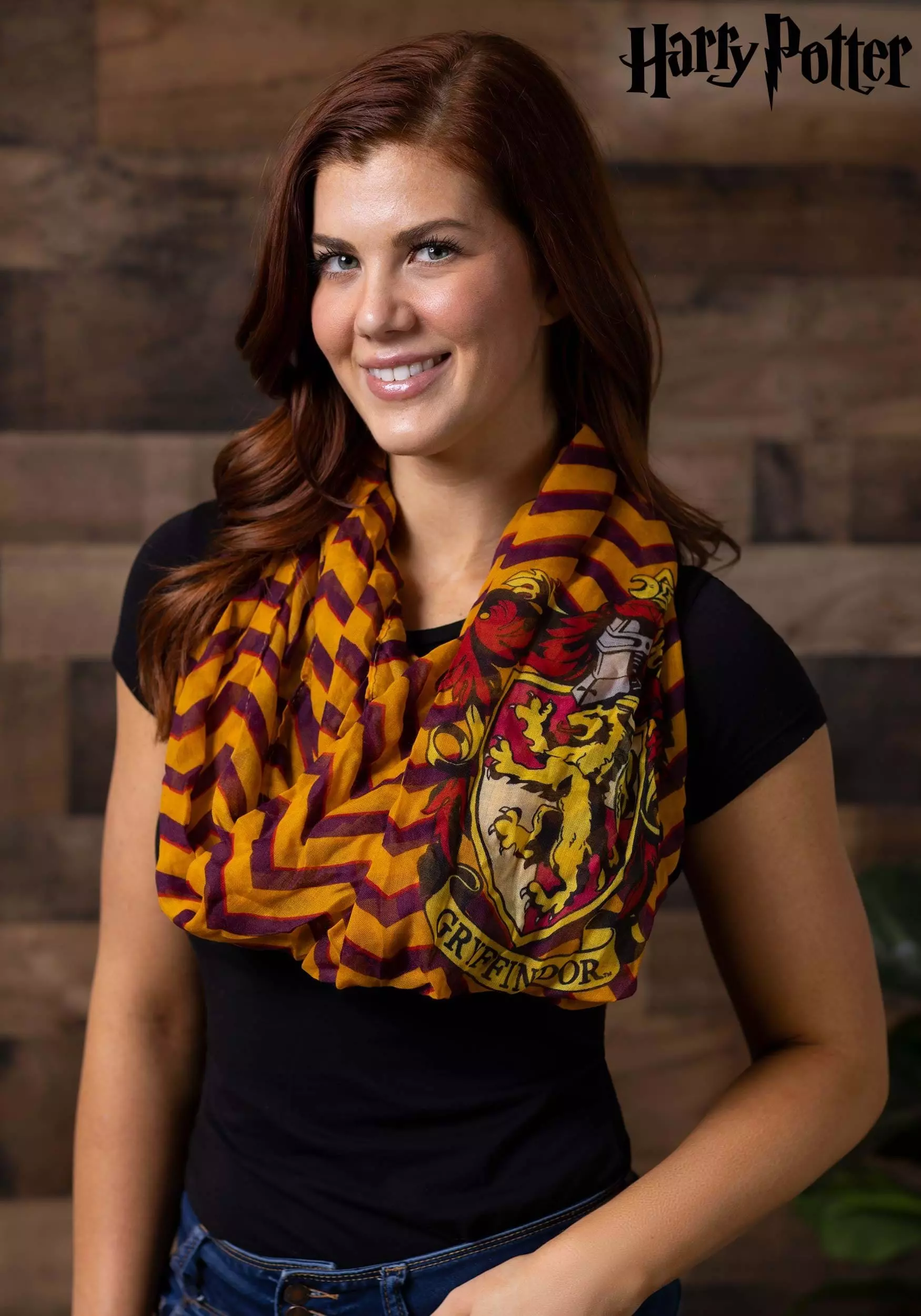 Elope Harry Potter Infinity Gryffindor Scarf 1 Elope Harry Potter Infinity Gryffindor Scarf