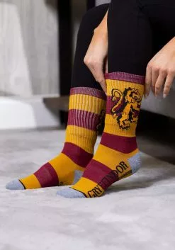 Bioworld Merchandising / Independent Sales Harry Potter Rugby Stripe Gryffindor Crew Socks