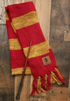Elope Harry Potter Vintage Hogwarts Gryffindor Scarf -Scary Costumes store harry potter vintage hogwarts gryffindor scarf alt 5