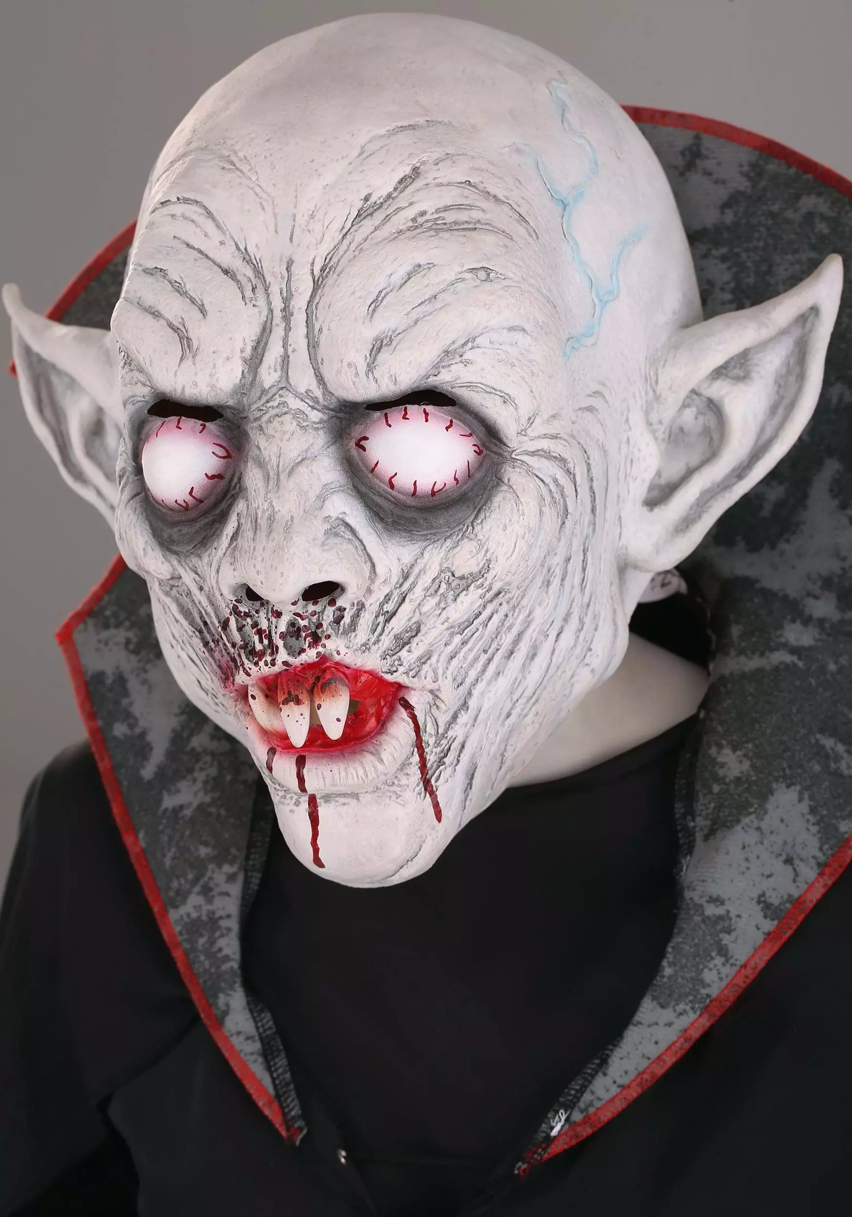 LF Products Pte. Ltd. Kid's Dangerous Dracula Costume 3 LF Products Pte. Ltd. Kid's Dangerous Dracula Costume - Image 3