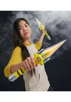 Hasbro Power Rangers Lightning Collection Mighty Morphin Yellow Ranger Power Daggers Prop Replica 11 Hasbro Power Rangers Lightning Collection Mighty Morphin Yellow Ranger Power Daggers Prop Replica -Scary Costumes store power rangers yellow ranger power daggers prop rep alt 3