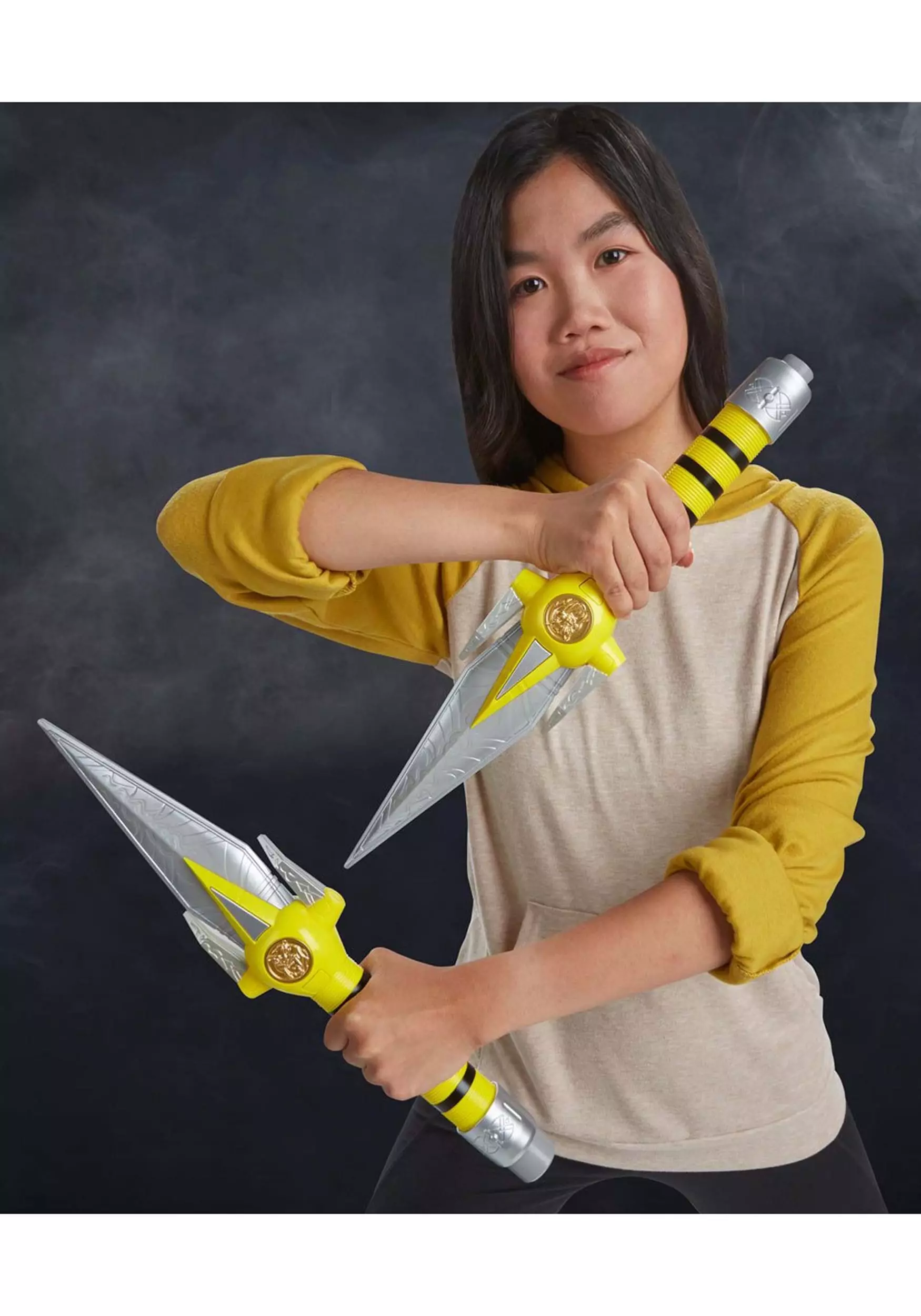 Hasbro Power Rangers Lightning Collection Mighty Morphin Yellow Ranger Power Daggers Prop Replica 5 Hasbro Power Rangers Lightning Collection Mighty Morphin Yellow Ranger Power Daggers Prop Replica - Image 5