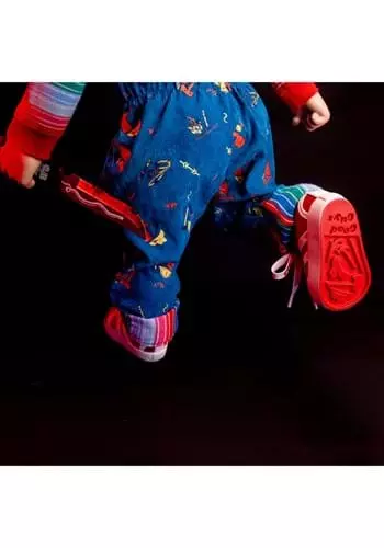 TRICK OR TREAT STUDIOS Ultimate Chucky Doll Decoration 6 TRICK OR TREAT STUDIOS Ultimate Chucky Doll Decoration - Image 6